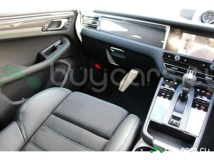 Porsche Macan Белый