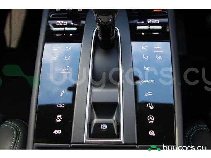 Porsche Macan Белый