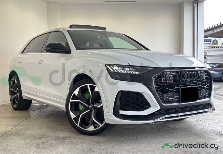Audi RS Q8 White