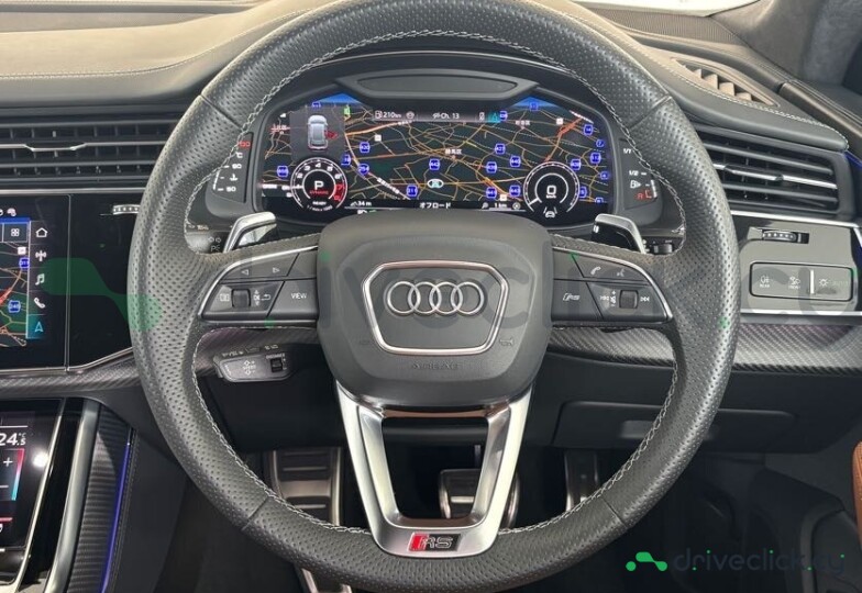 Audi RS Q8 White