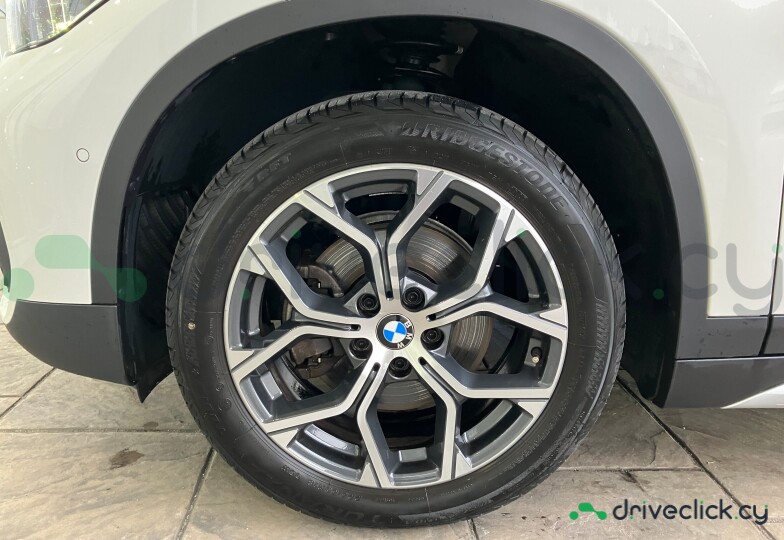 BMW X1 White