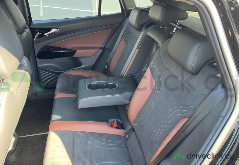 Volkswagen ID.4 Black