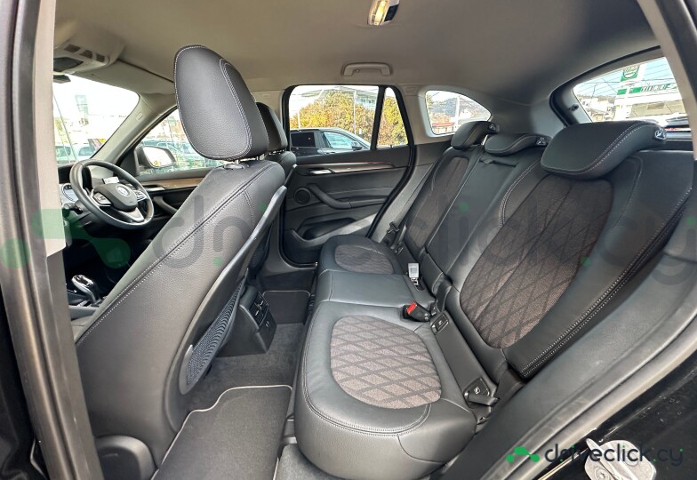 BMW X1 Black
