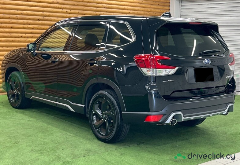 Subaru Forester Black