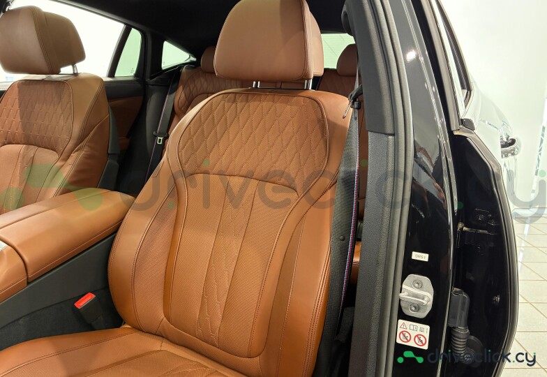 BMW X6 Черный
