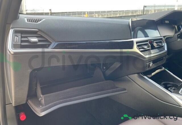 BMW 3 series Grey