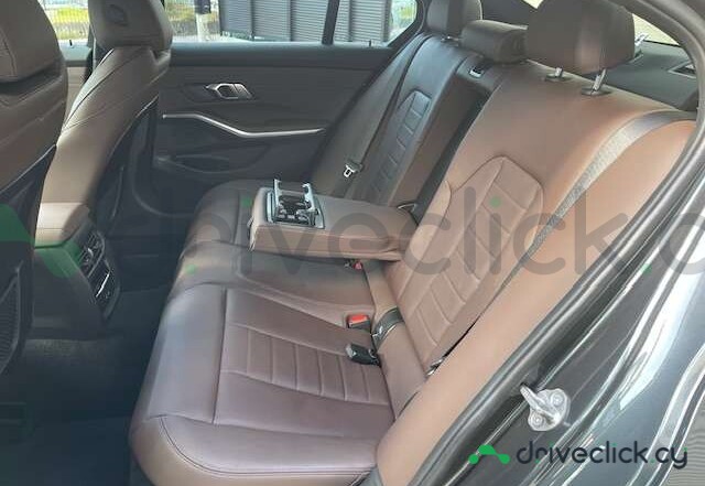 BMW 3 series Grey