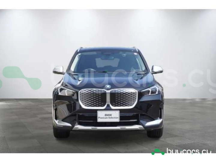 BMW iX1 Черный