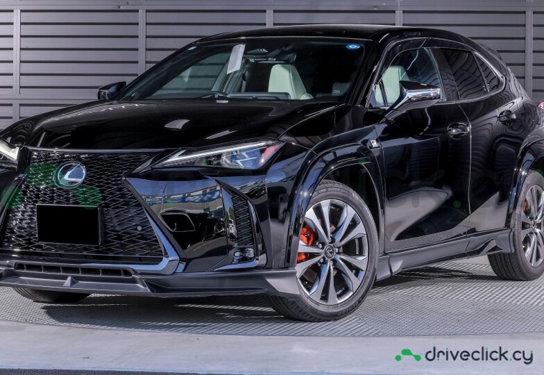 Lexus UX Black