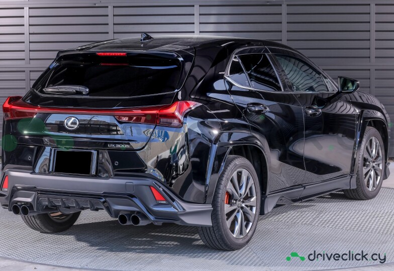 Lexus UX Black
