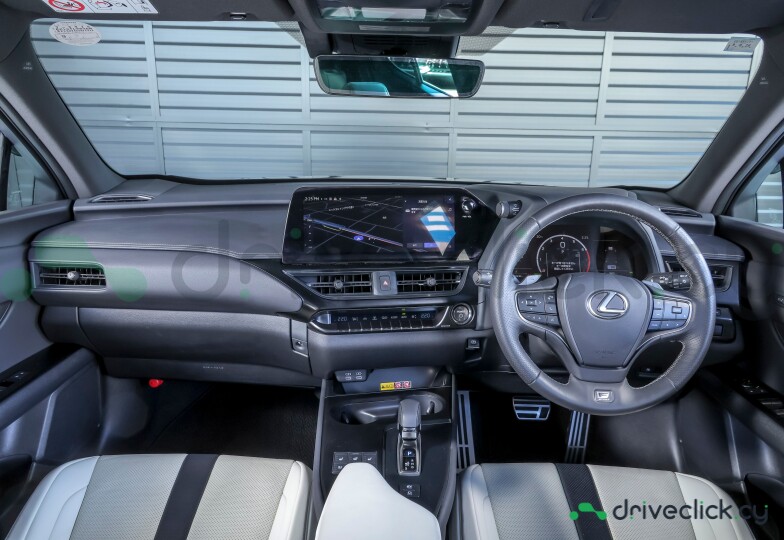 Lexus UX Black