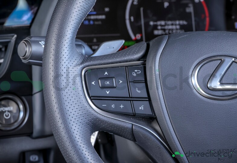 Lexus UX Black