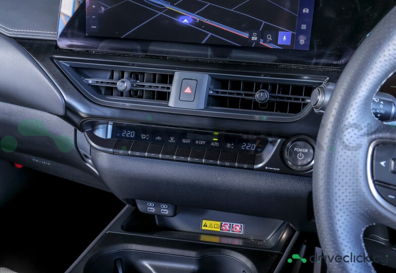 Lexus UX Black