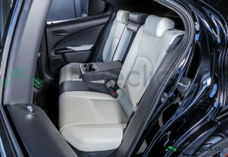 Lexus UX Black
