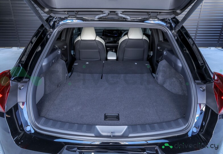Lexus UX Black
