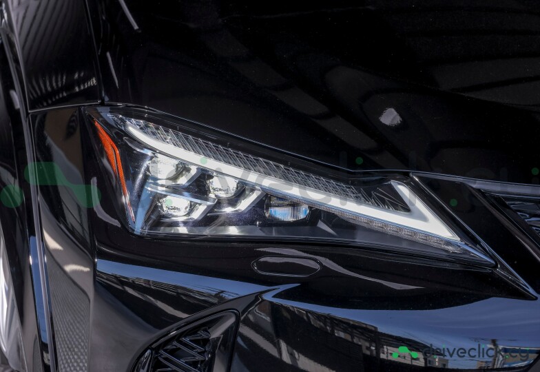 Lexus UX Black