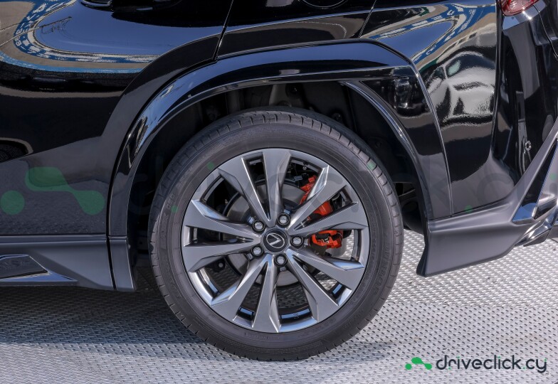 Lexus UX Black