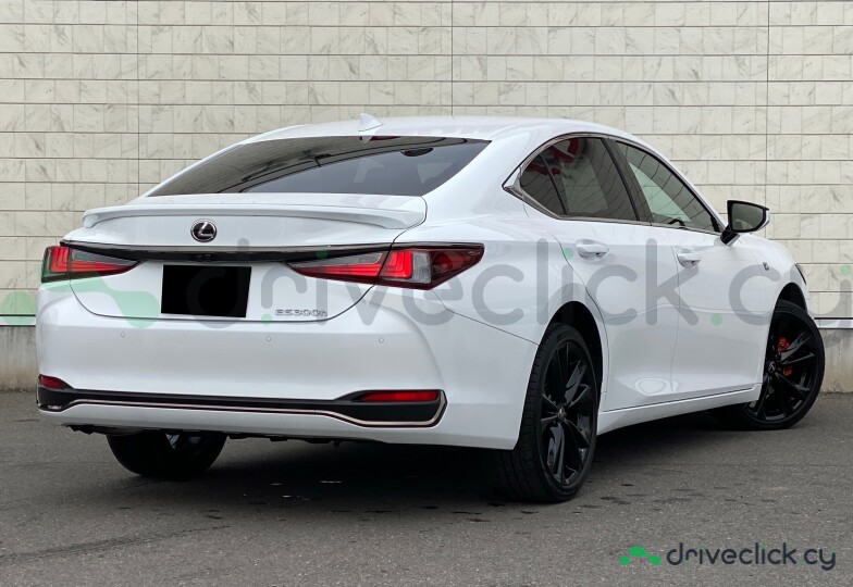 Lexus ES White