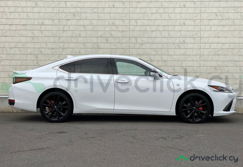 Lexus ES White