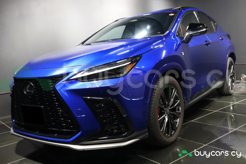 Lexus NX Синий