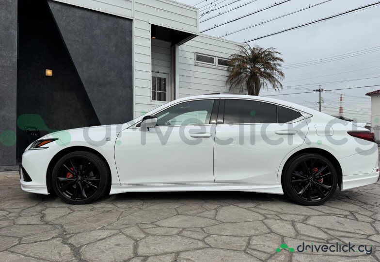 Lexus ES White