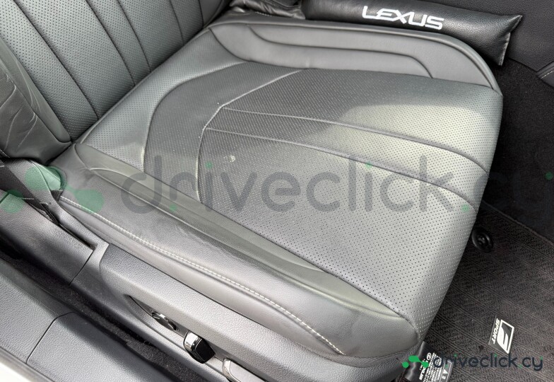 Lexus ES White