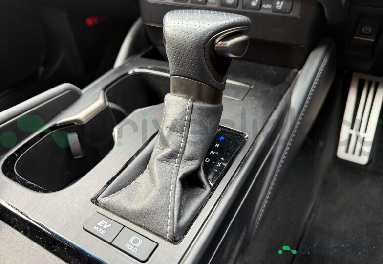 Lexus ES White