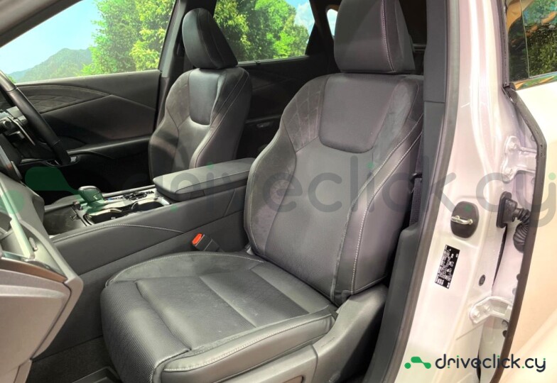 Lexus RX Белый