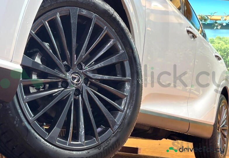 Lexus RX Белый