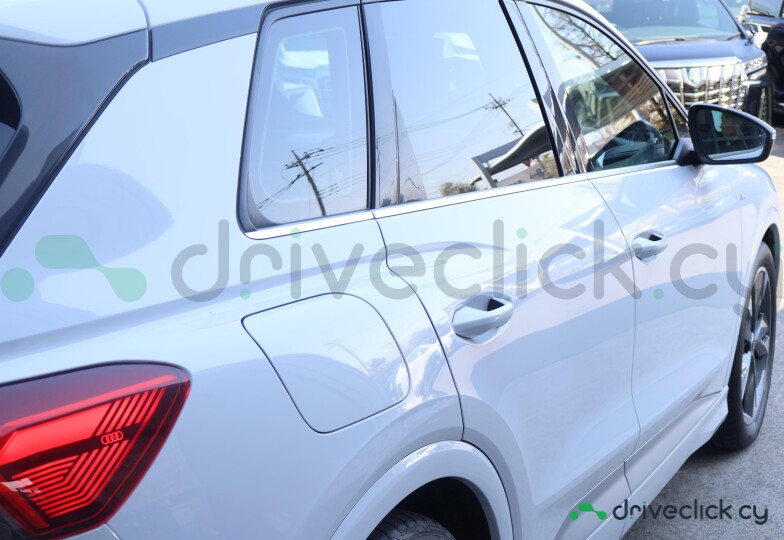 Audi Q4 e-tron White