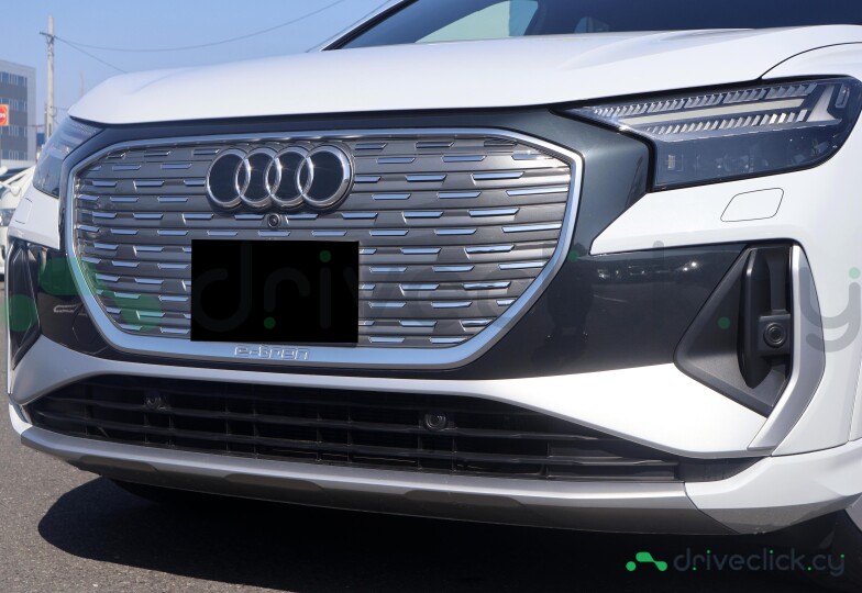 Audi Q4 e-tron White