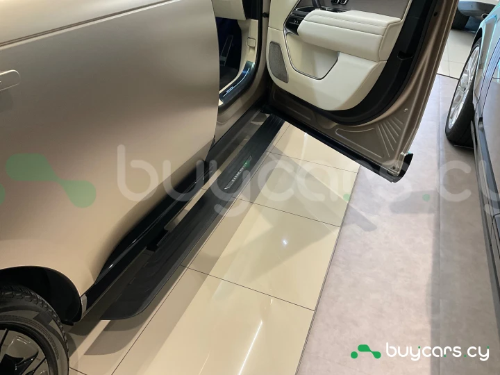 Land Rover Range Rover Золотой