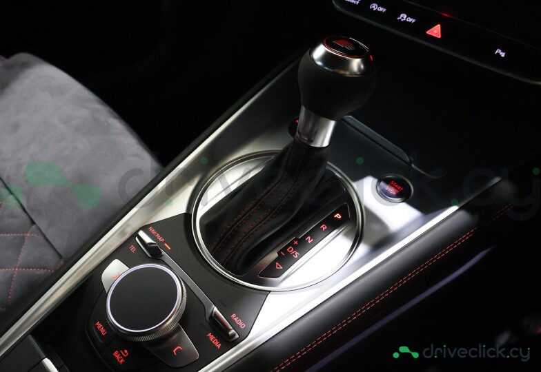 Audi TT Grey