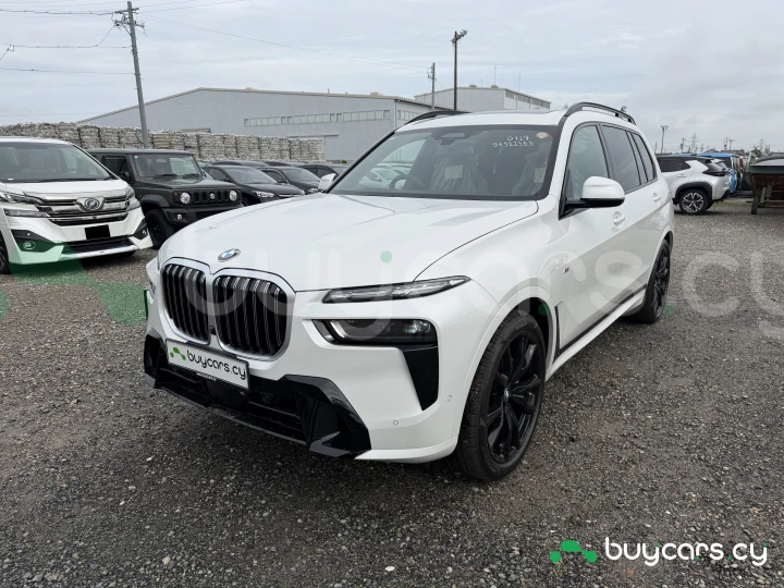 BMW X7 Белый