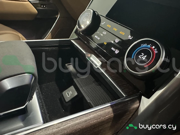 Land Rover Range Rover Black