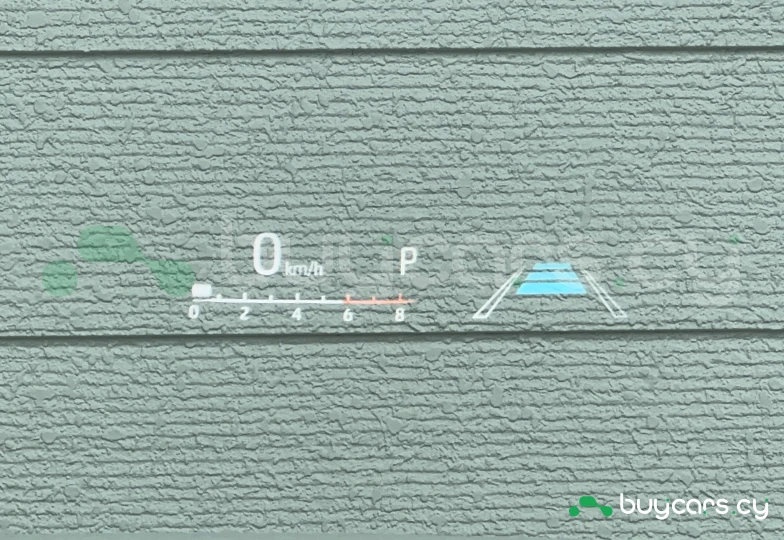 Toyota Land Cruiser 300 Белый