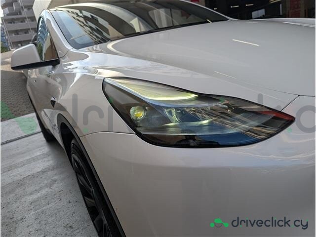 Tesla Model Y White