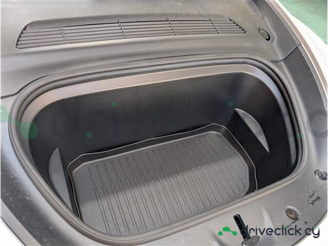 Tesla Model Y White
