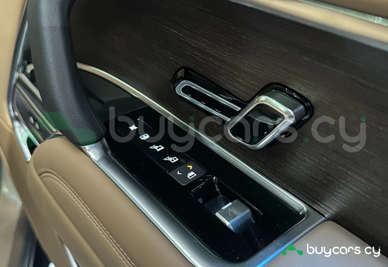 Land Rover Range Rover Black