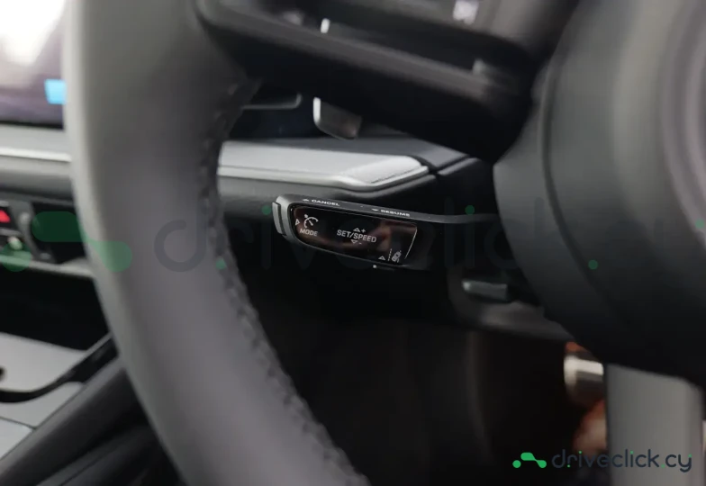Porsche Cayenne Coupe Серый