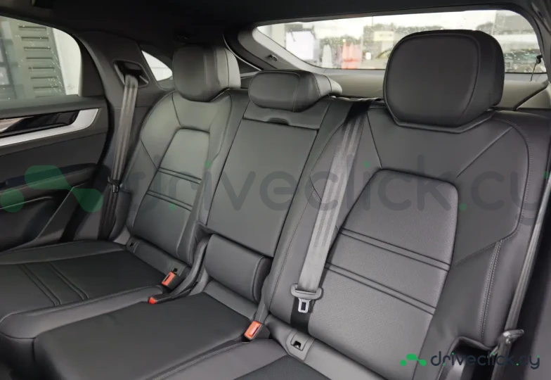 Porsche Cayenne Coupe Серый