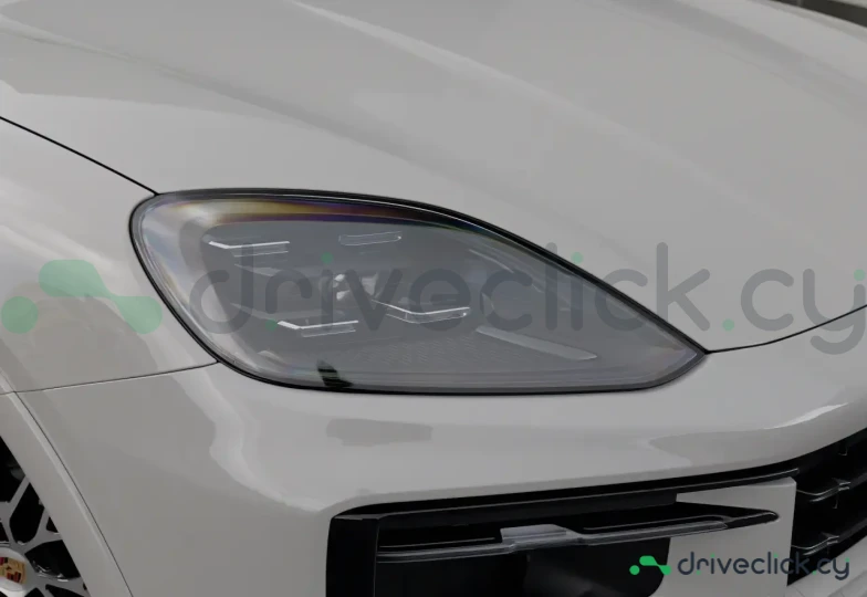 Porsche Cayenne Coupe Серый