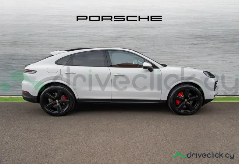 Porsche Cayenne Coupe Белый