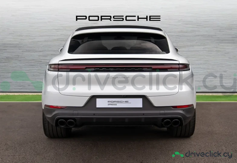 Porsche Cayenne Coupe Белый