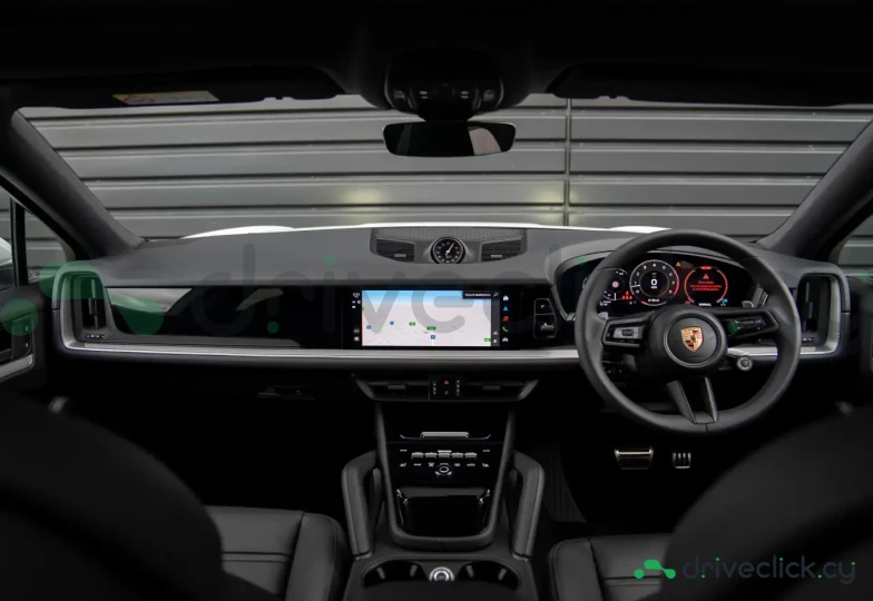 Porsche Cayenne Coupe Белый