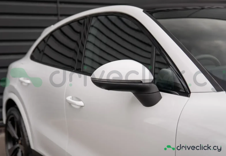 Porsche Cayenne Coupe Белый