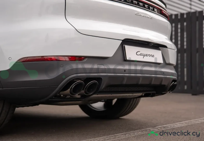 Porsche Cayenne Coupe Белый