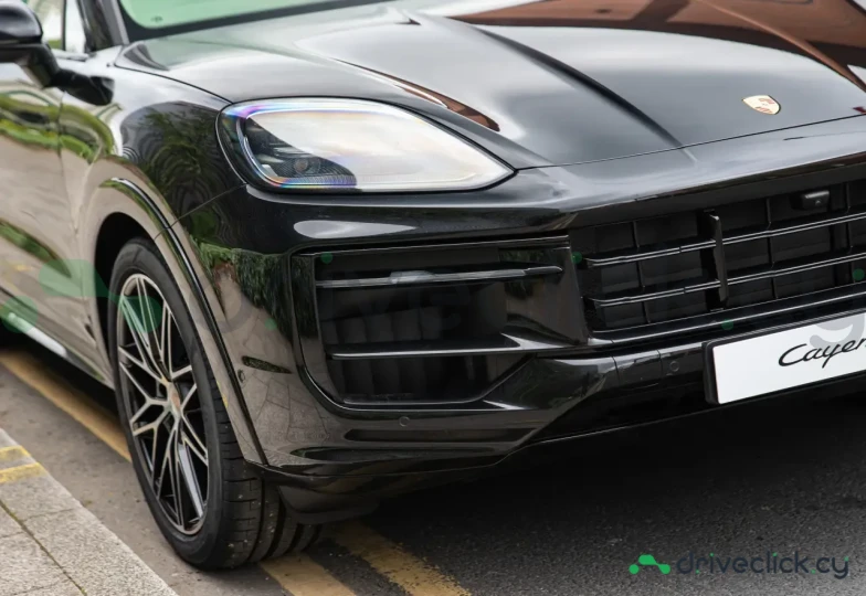 Porsche Cayenne Coupe Черный