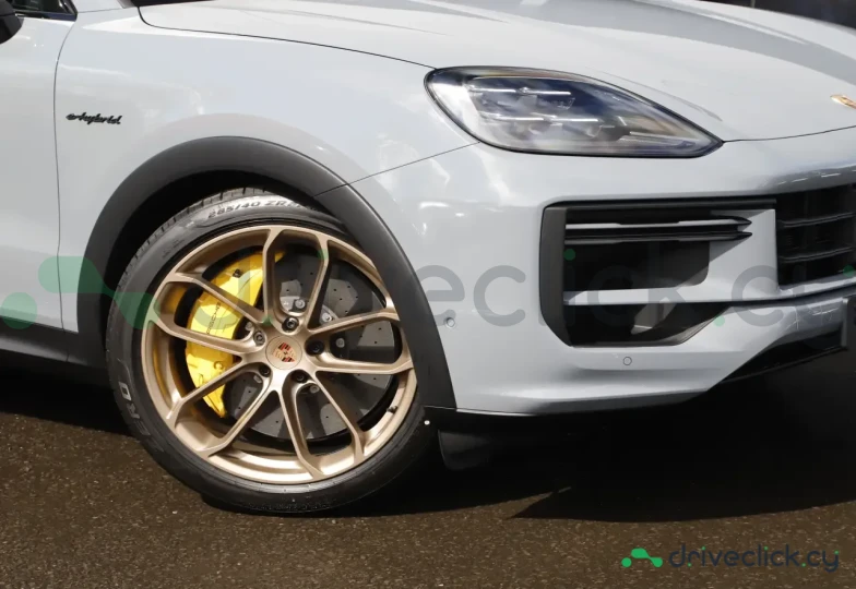 Porsche Cayenne Coupe Grey