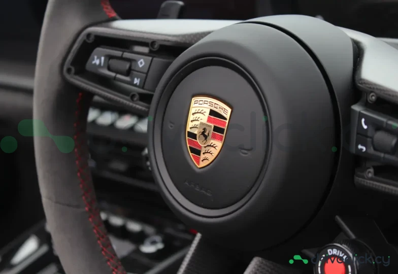 Porsche 911 Белый